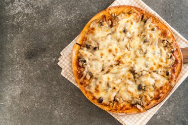 masada miso soslu mantarlı pizza