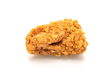 Beyaz arka plan üzerinde izole kızarmış tavuk (abur cubur ve sağlıksız yiyecek)