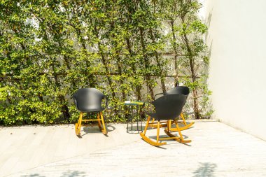 boş veranda güverte ve sandalye