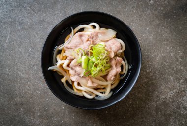 shoyu udon ramen noodle ile domuz eti (Shoyu Ramen) - Japon gıda tarzı
