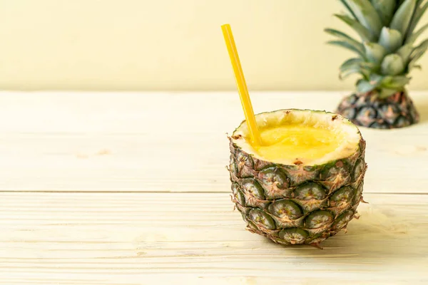 Frisk Ananas Smoothie Glas Træ Bord Sund Drikke - Stock-foto