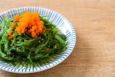 Yosun Salata karides yumurta - Japon tarzı