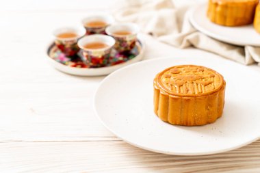 Çin Sonbahar Ortası Festivali için pasta Çince ay