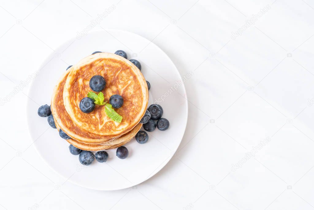pancake with fresh blueberries