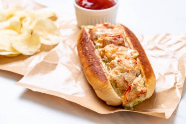 ev yapımı ıstakoz rulo 