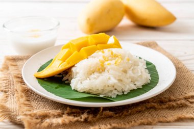 yapışkan pirinç ile mango