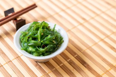 Yosun Salata-Japon tarzı