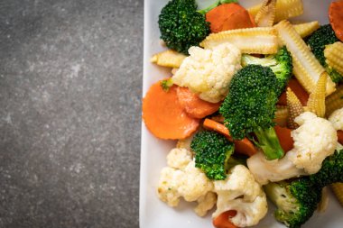 tavada kızartılmış mix sebze 