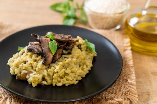 Mushroom Risotto with Pesto and Cheese — Stock Photo, Image