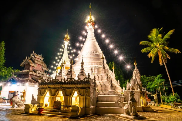 Phra que Doi Kong Mu Templo em Mae Hong Filho — Fotografia de Stock