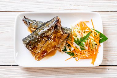 Teriyaki soslu ızgara Saba balık biftek