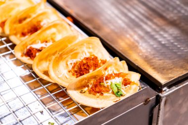 Taylandlı çıtır gözleme