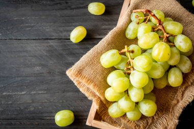 taze yeşil üzüm