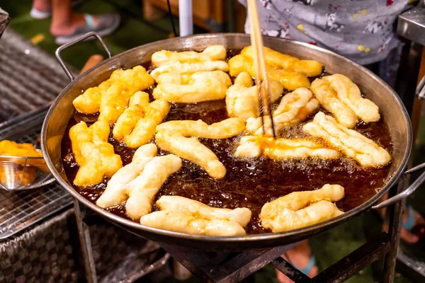 Kızarmış Çin çörek 