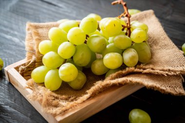 taze yeşil üzüm