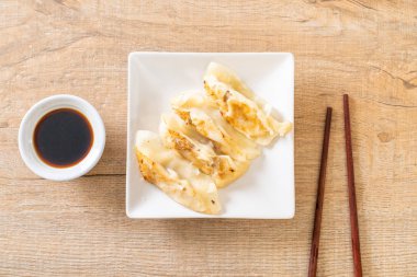 Japon sosu veya köfte snack