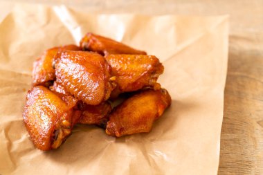 Barbekü tavuk kanadı
