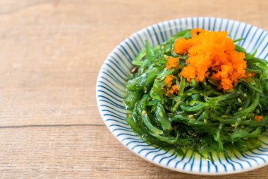 Yosun Salata karides yumurta - Japon tarzı