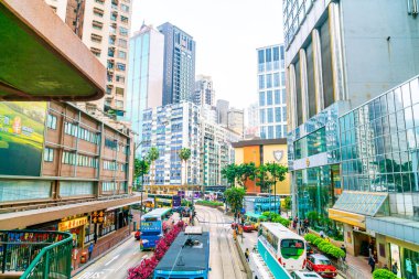Hong Kong - 21 Şubat 2019: İnsanlar arasında Hennessy Road, Ca