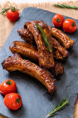 Izgara Barbekü kaburga domuz