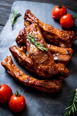 Izgara Barbekü kaburga domuz