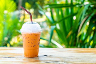 Tay buzlu süt çay bardağı 