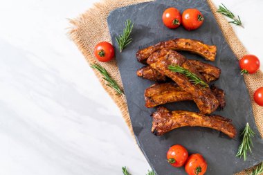 Izgara Barbekü kaburga domuz