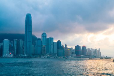 Hong Kong - 20 Şubat 2019: Victoria Limanı'Hong sahne 