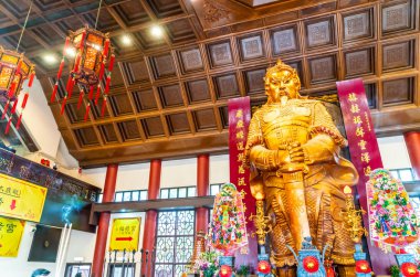 Che Kung Che Kung Temple, Hong Kon dev altın heykeli