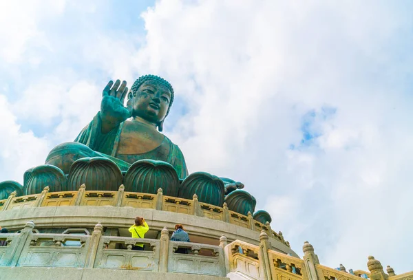 Гигантская статуя Будды в Нгонг Пин, Гонконг — стоковое фото