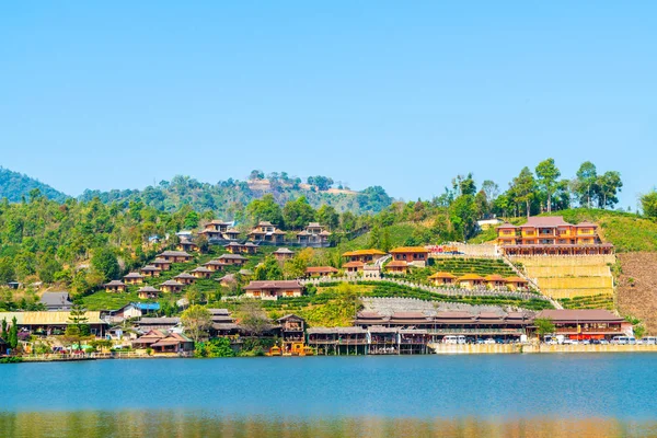 Ban Rak Thai, un asentamiento chino en Mae Hong Son, Tailandia . —  Fotos de Stock