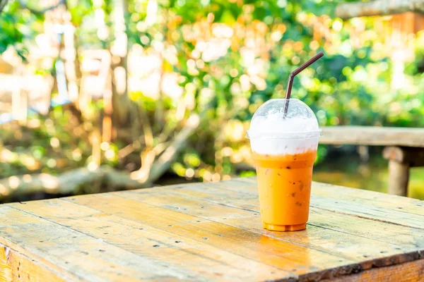 Iced Thai milk tea cup — Stock Photo, Image