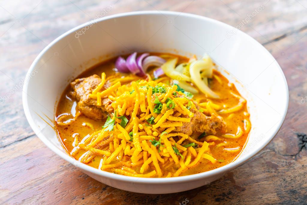 Thailand Northern Style Curried Noodle Soup with Chicken 