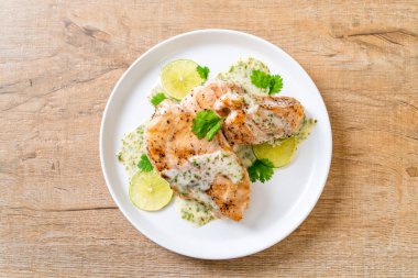 limon limon soslu ızgara tavuk