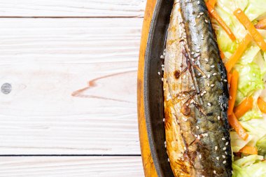 Teriyaki soslu ızgara Saba balık biftek