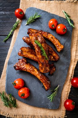 Izgara Barbekü kaburga domuz