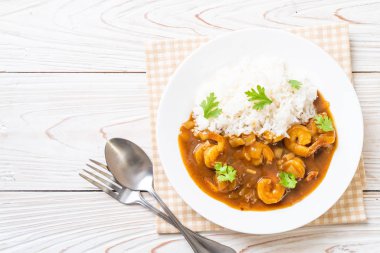 Pirinç Köri soslu karides