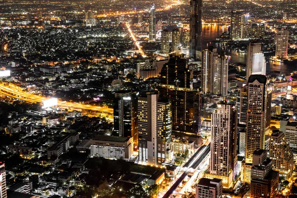 Hermosa ciudad con arquitectura y edificio en Bangkok citysca — Foto de Stock