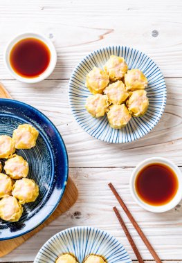 Hamur buğulanmış karides Çince