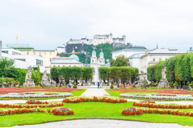 Mirabell Bahçe Salzburg City