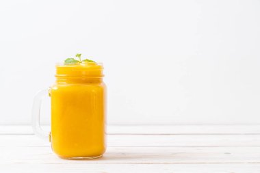 taze mango smoothies 