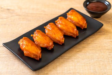 Barbekü tavuk kanadı