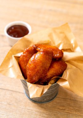 Barbekü tavuk kanadı