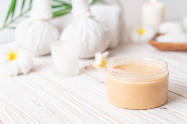 Spa uygulamaları üzerinde ahşap arka plan belirleme