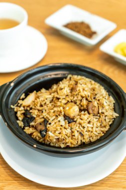 taro ile kızarmış pilav