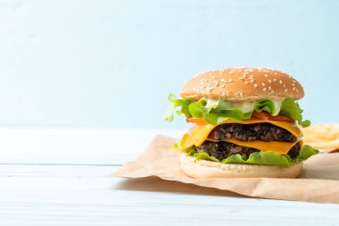 Taze lezzetli hamburger. 