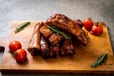 Izgara Barbekü kaburga domuz