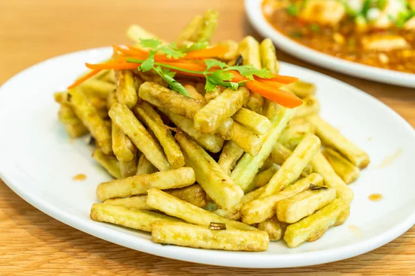 French Fries Terong dengan Saus — Stok Foto