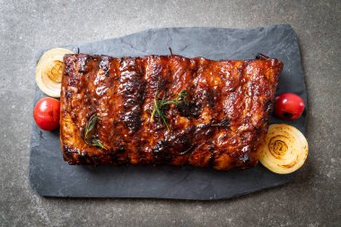 Izgara Barbekü kaburga domuz