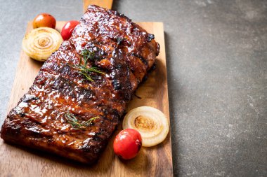 Izgara Barbekü kaburga domuz